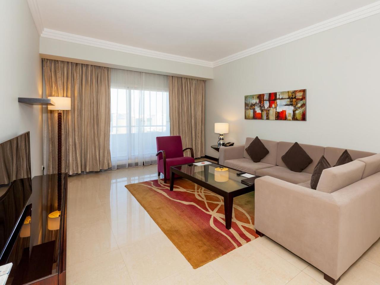 Flora Park Deluxe 4*